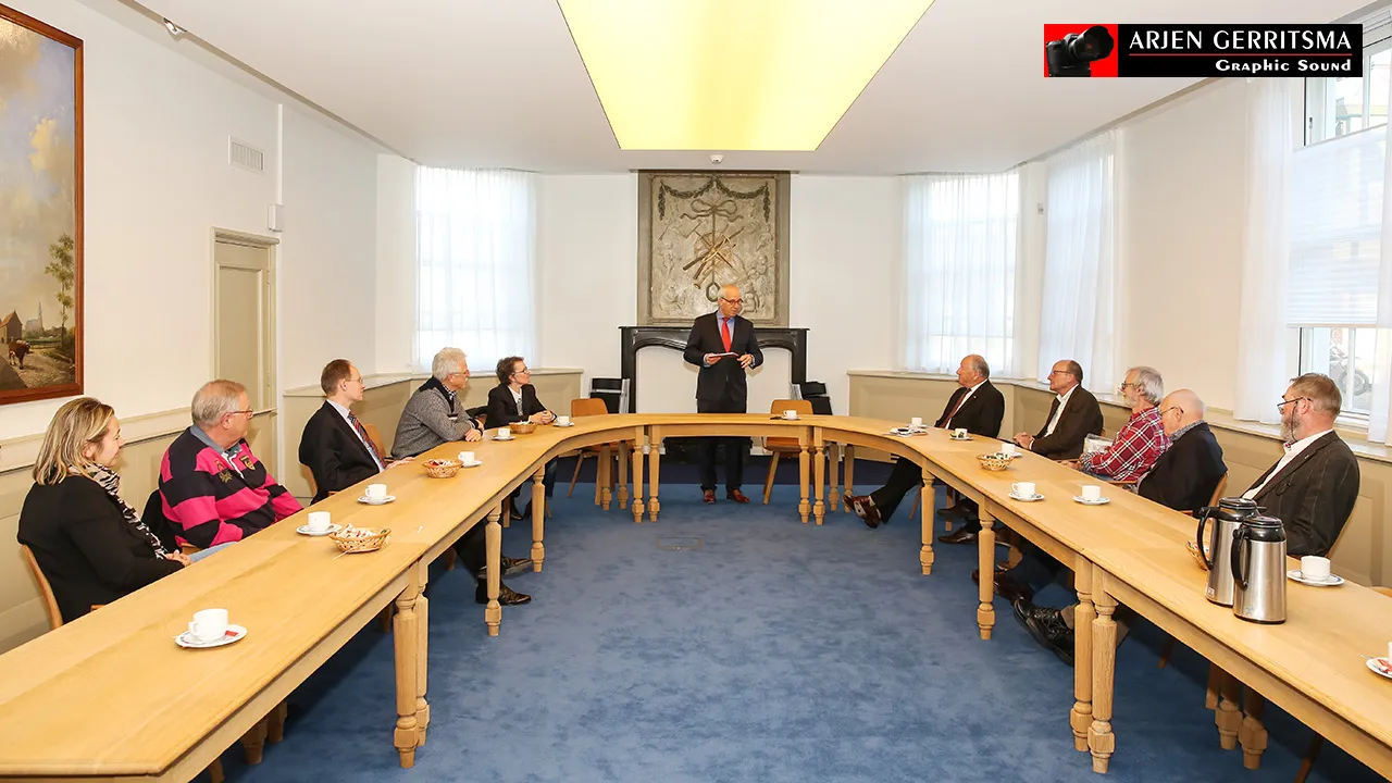 2015 12 04 boekje over eierhal 008