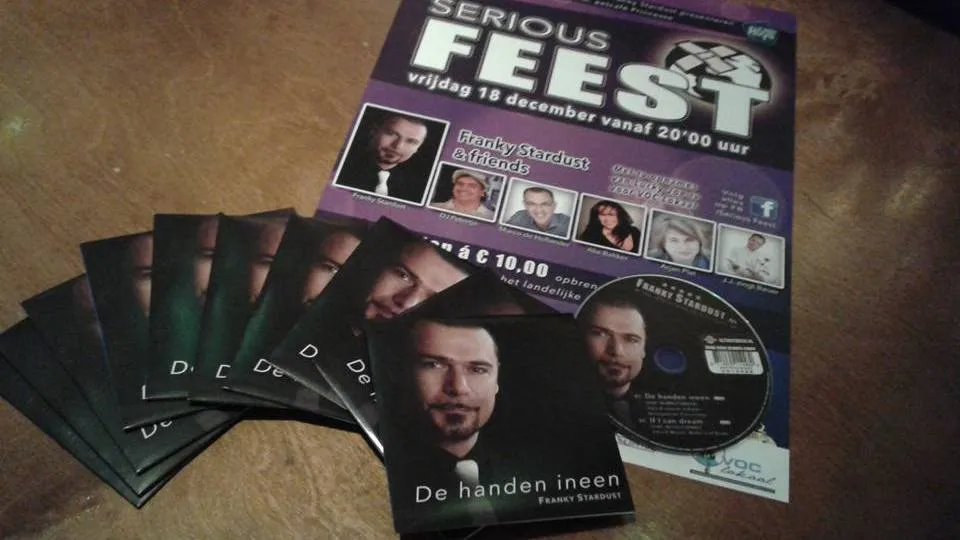 2015 12 09 de handen ineen farnky stardust