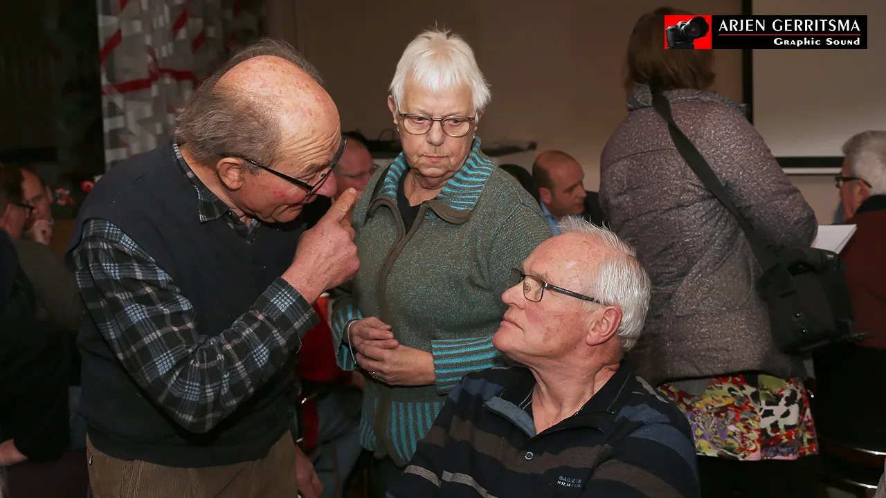 2016 01 20 discussie zwembad 007