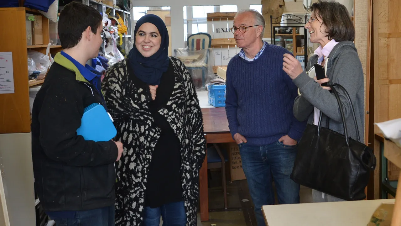 2016 03 11 dac college klussen 11 3 klein nadya veelen rondleiding