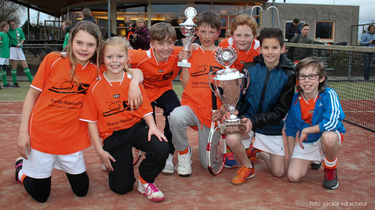 2016 03 29 ons kampioen schooltennistoernooi2016 jackievdscheur 14mb