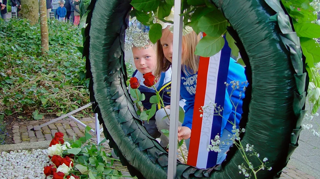 2016 05 06 dodenherdenking hoevelaken
