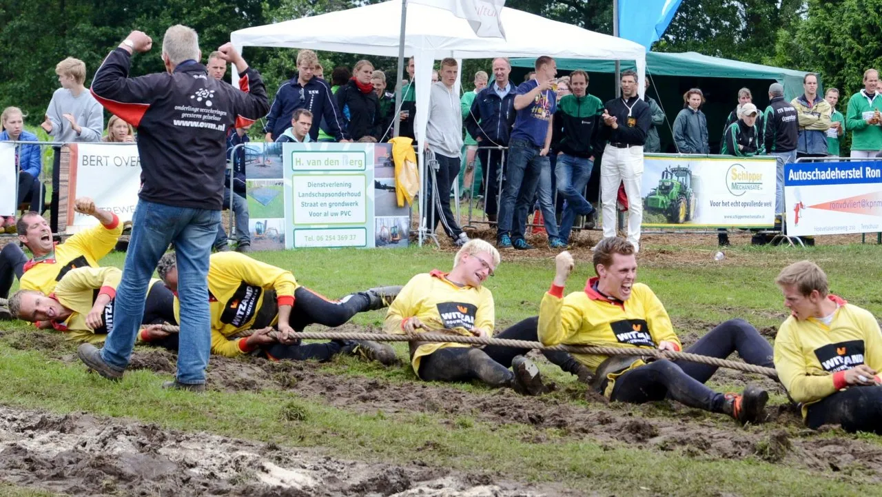 2016 06 18 nk touwtrekwedstrijd hoevelaken 18 6 heure winnaar
