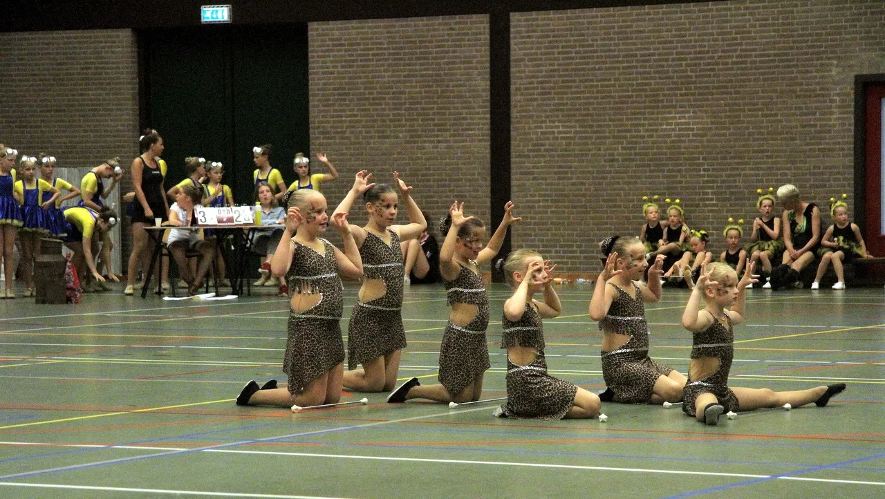 2016 06 26 majorettes kleintjes
