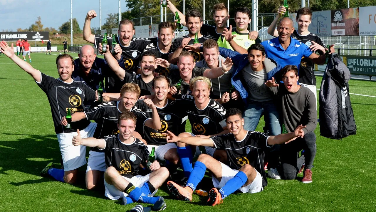 2016 10 29 veensche boys 2 29 10 periodekampioen