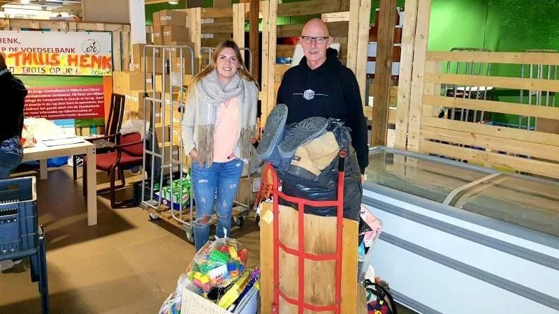 2016 12 20 chill out voedselbank kledingmarkt