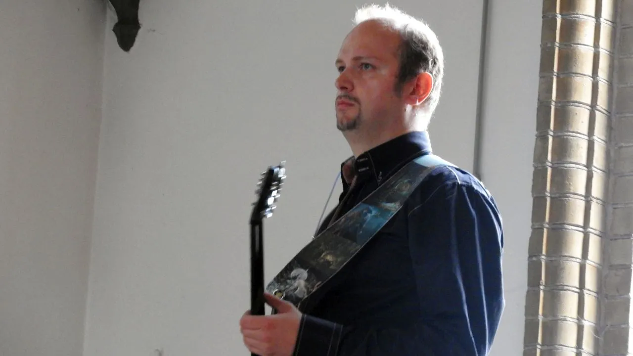 2017 01 02 melcher de vries tijdens een muziekfestival in 2015