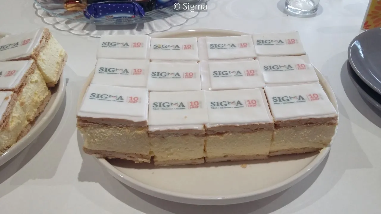 2017 02 24 taart 10 jaar sigma