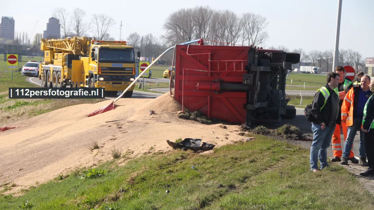 2017 03 16 ongeval afslag a28 1