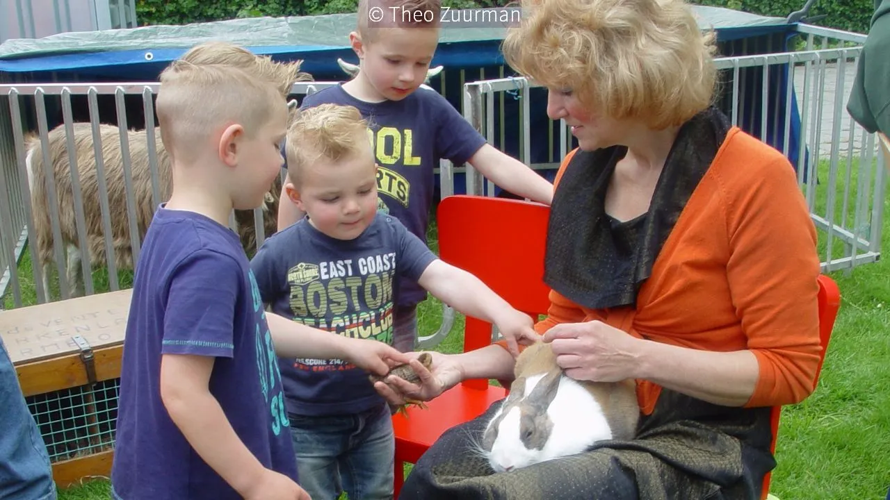 2017 05 20 baloe minidierentuin