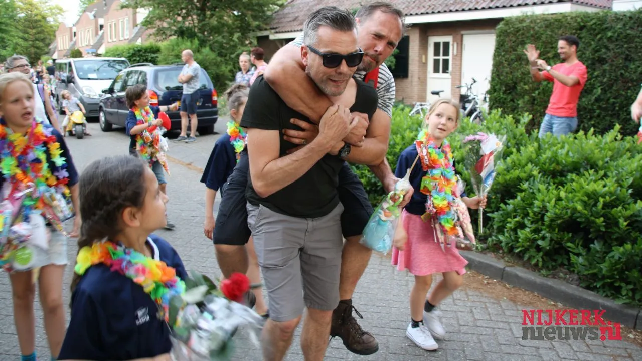 2017 06 02 avondvoierdaagse hoevelaken 013