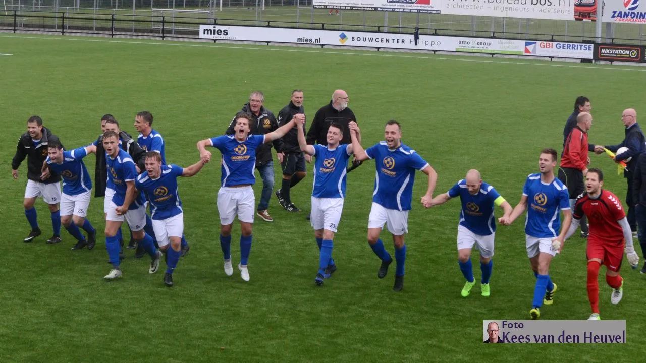 2017 09 30 veensche boys owios 30 9 feest 1