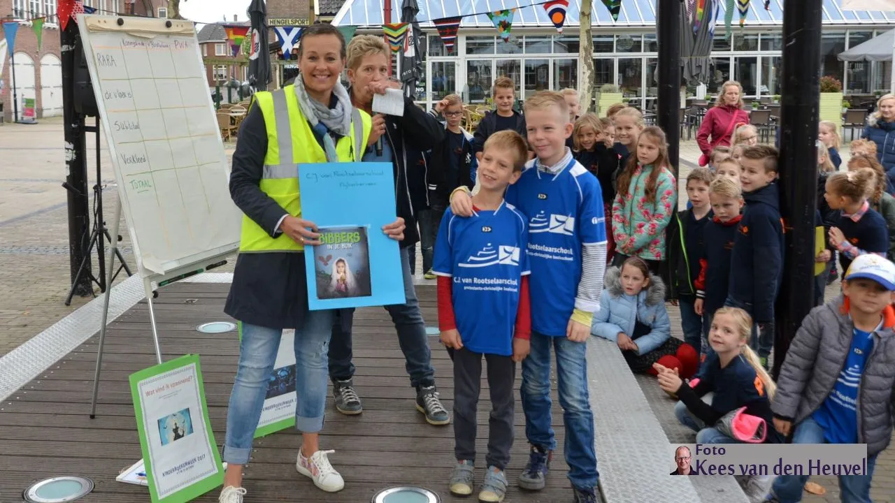 2017 10 04 kinderboekenweek opening griezelig rootselaarschool 4 10 griezelboek