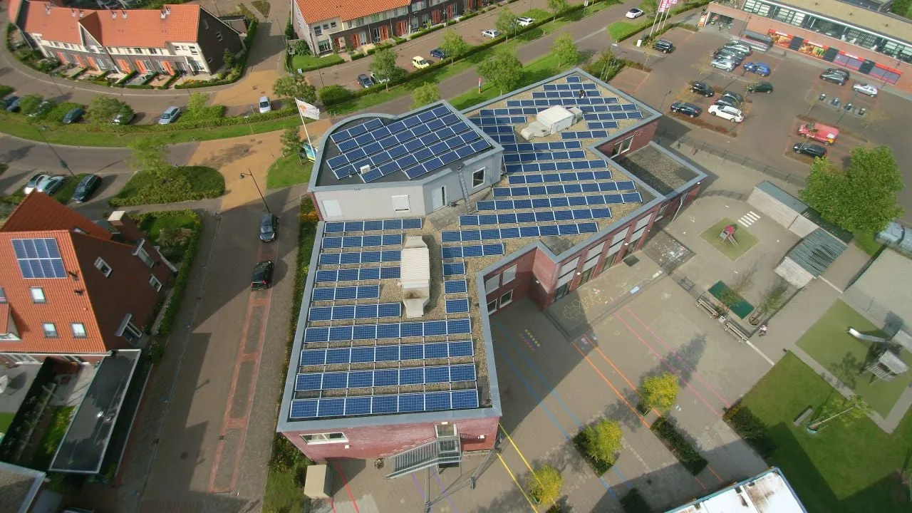 2018 01 09 zon op nijkerk hoeksteen