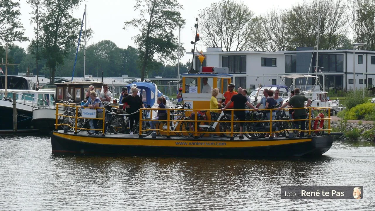 2018 06 09 paddegat 4 fiets pontje haven de zuidwal flevopolder visa versa zaterdag 09 06 2018 r te pas 3