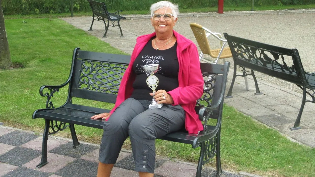 2018 06 18 nijeblouers jeu kip corrie