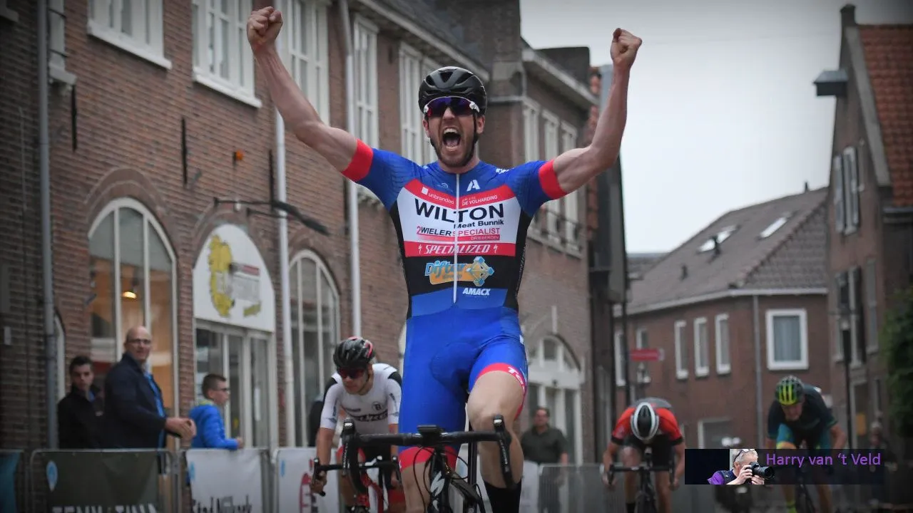 2018 06 2 harry van t veld wielerronde 17