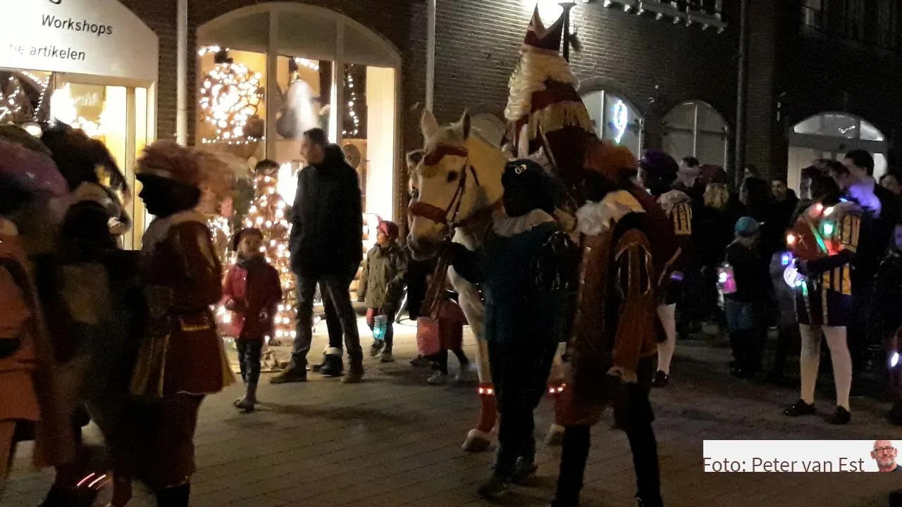 2018 11 30 lampionnenoptocht sint 9