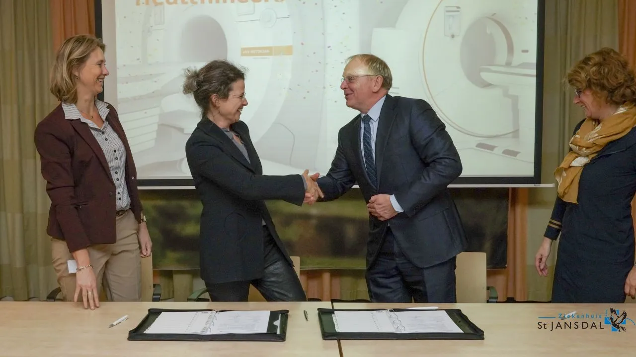 2018 12 19 ondertekening siemens stjansdal medische beeldvorming 31