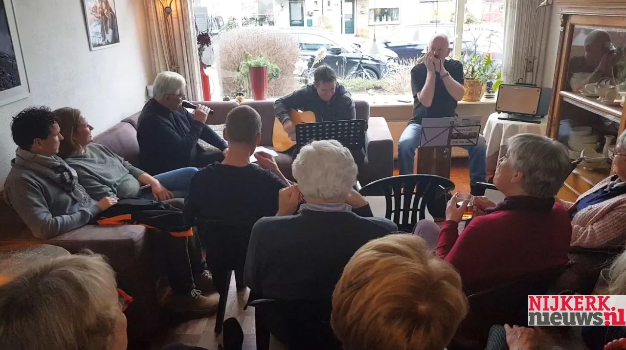 2019 02 09 gluren bij de buren