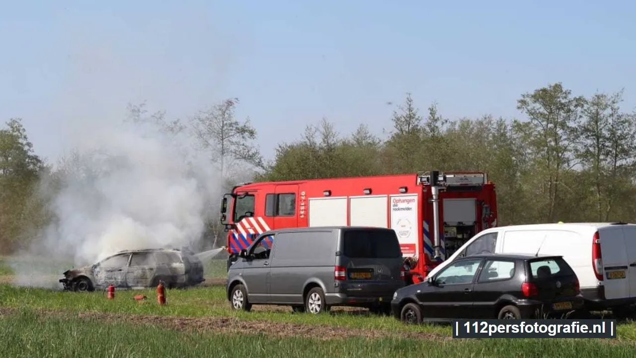 2019 04 22 uitgebrande auto