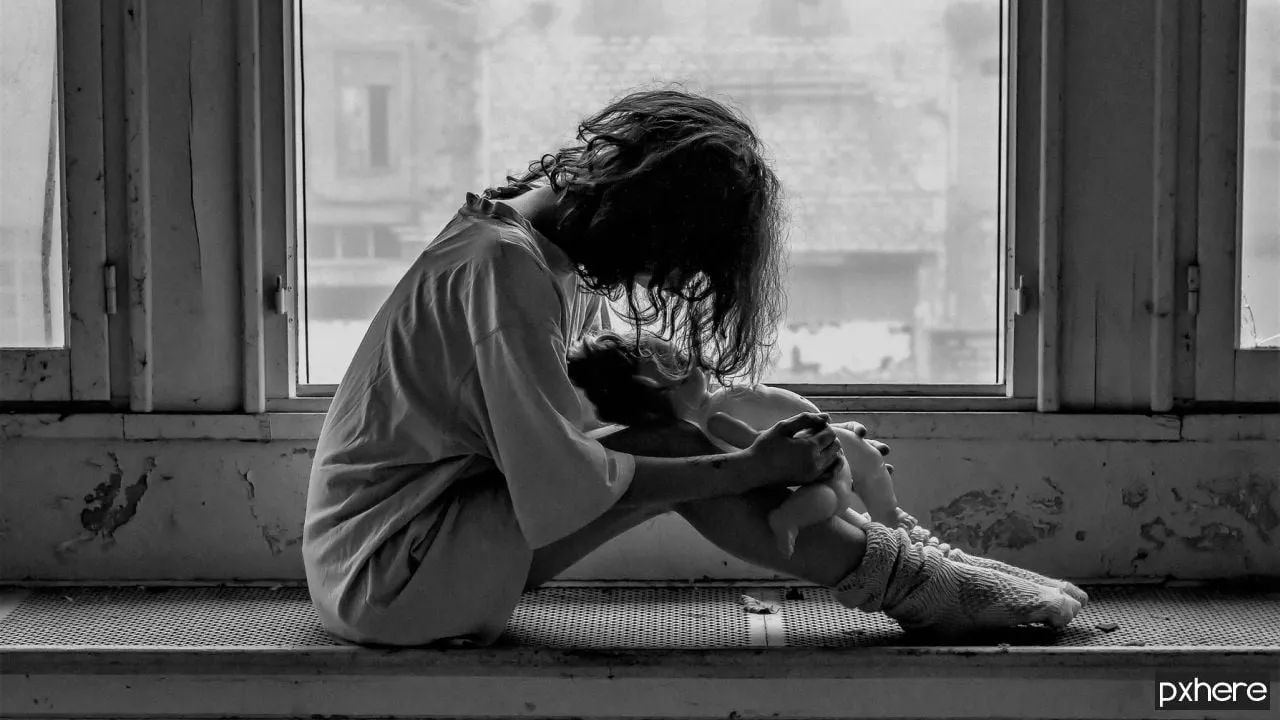 2019 09 12 eenzaamheid person black and white girl woman white night 1377278 pxhere