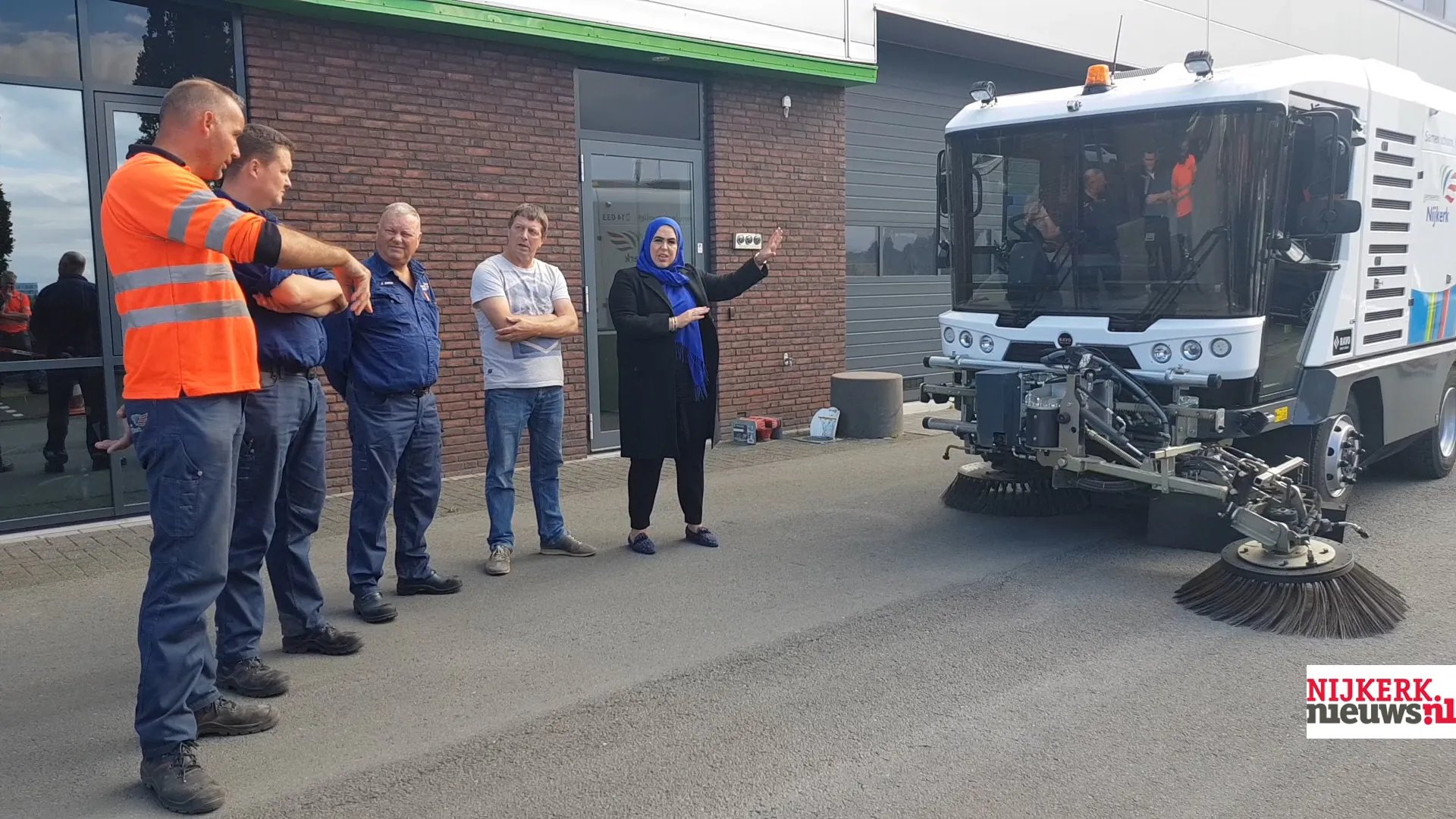 2019 09 17 nieuwe veegmachine
