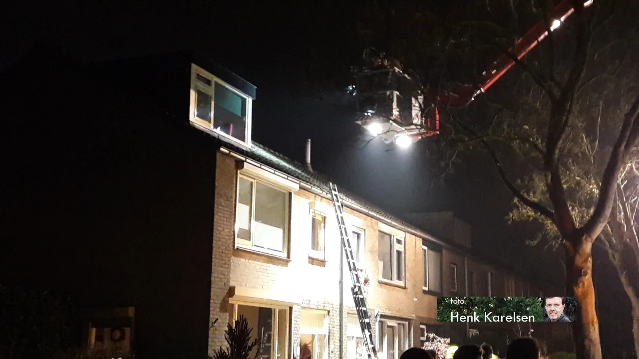 2020 01 01 vuurpijl in woning