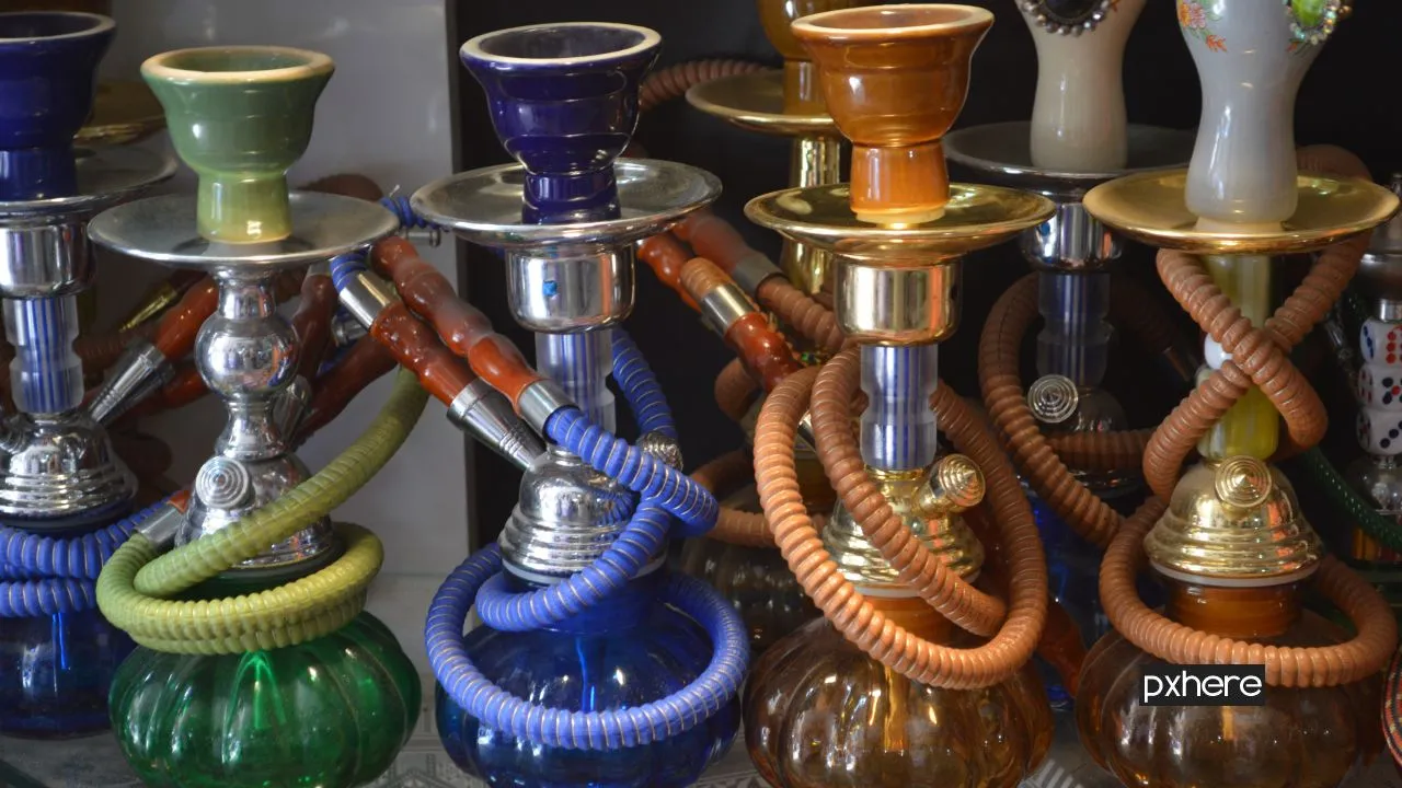 2020 03 03 waterpijp glass market lighting water feature jerusalem israel 956495 pxhere