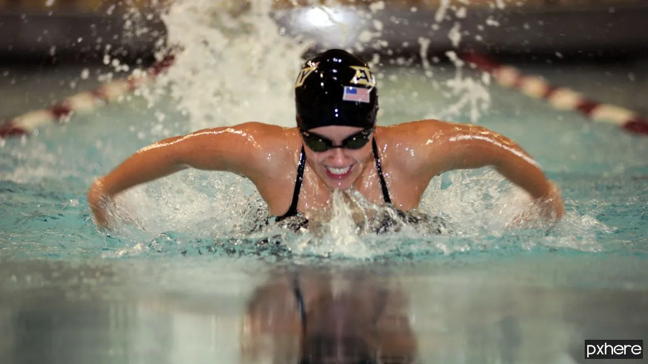 2020 07 02 zwemmen woman sport recreation pool female butterfly 768915 pxhere