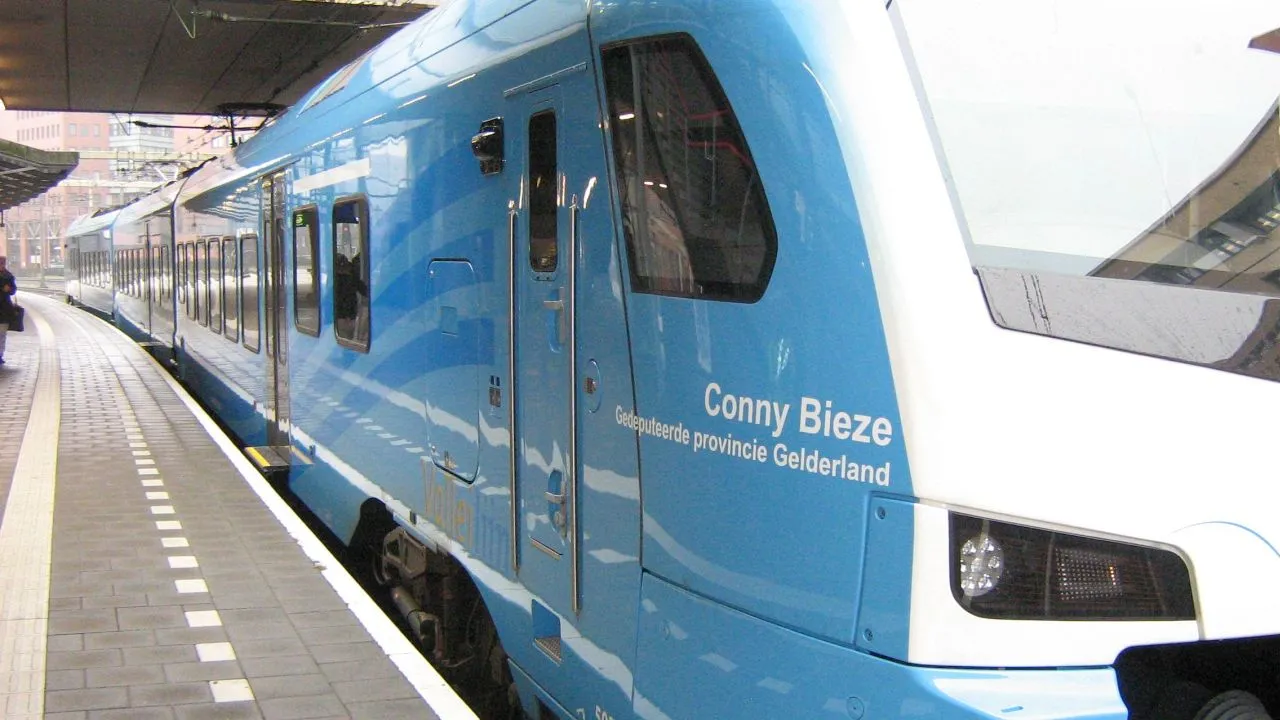 2020 07 22 connexxion valleilijn flirt 01