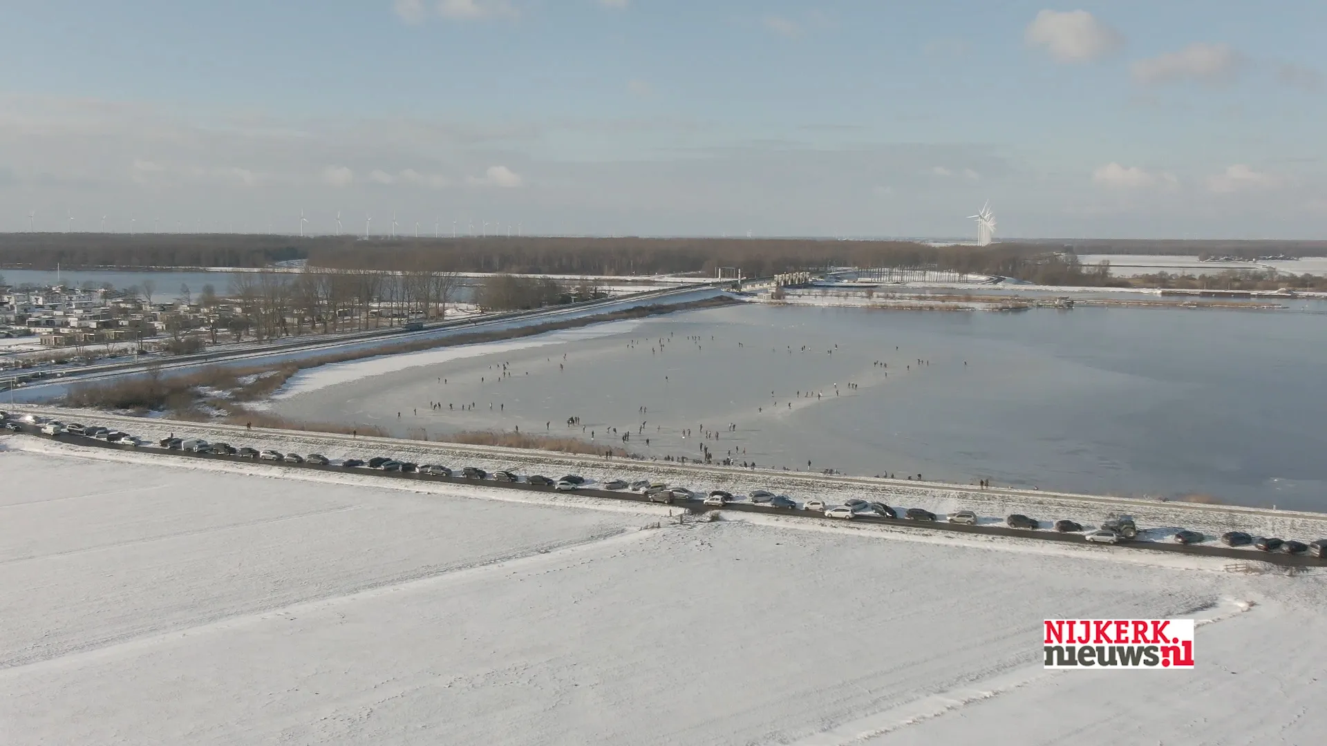 2021 02 11 autos bij ijsbaan