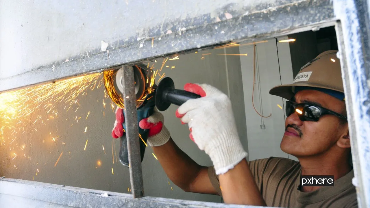 2021 02 18 technicus work machine industry concrete worker mask 870340 pxhere