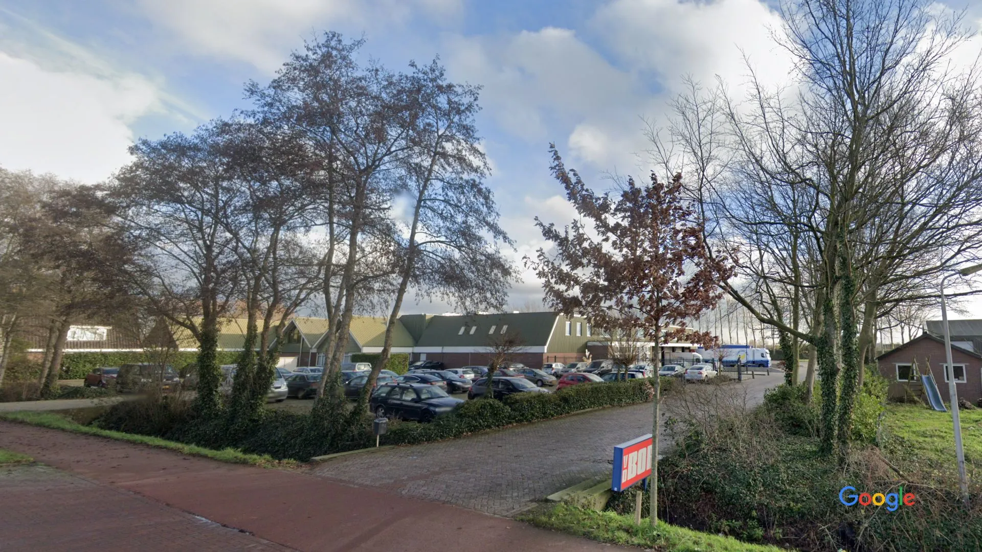 2021 0506 van de bor
