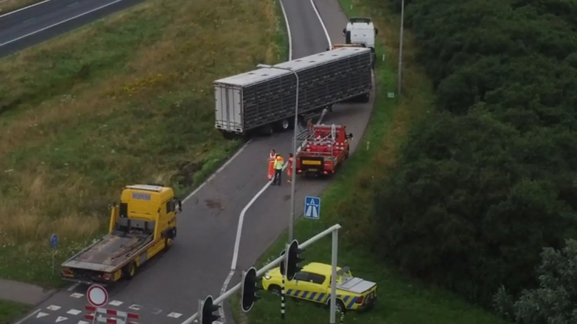 2021 07 16 vrachtwagen trailer