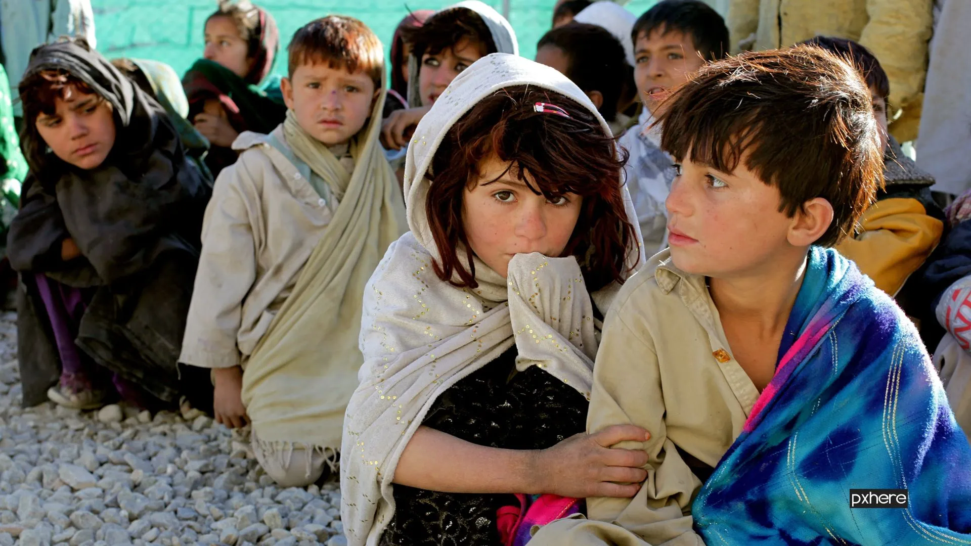 2021 09 02 aghanistan afghanen vluchtelingen person people girl boy child children 1141148 pxhere