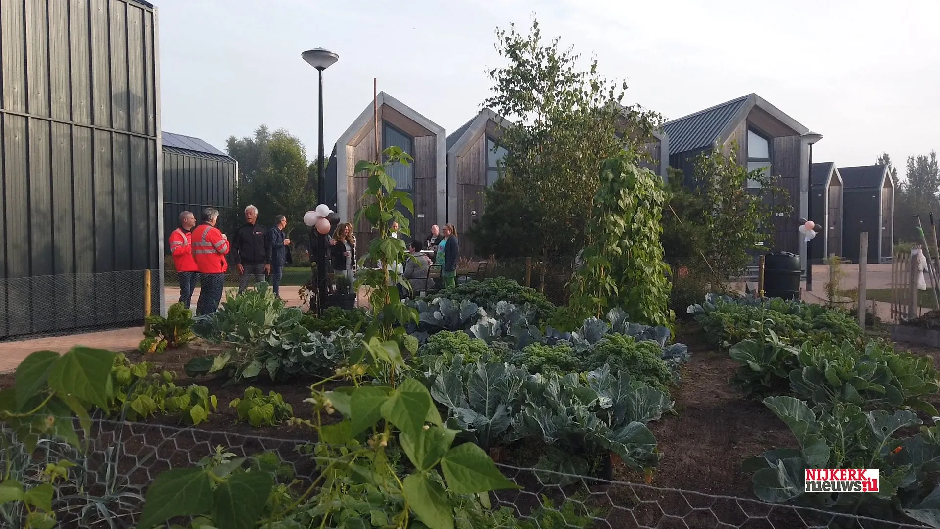 2021 09 22 moestuin tiny houses