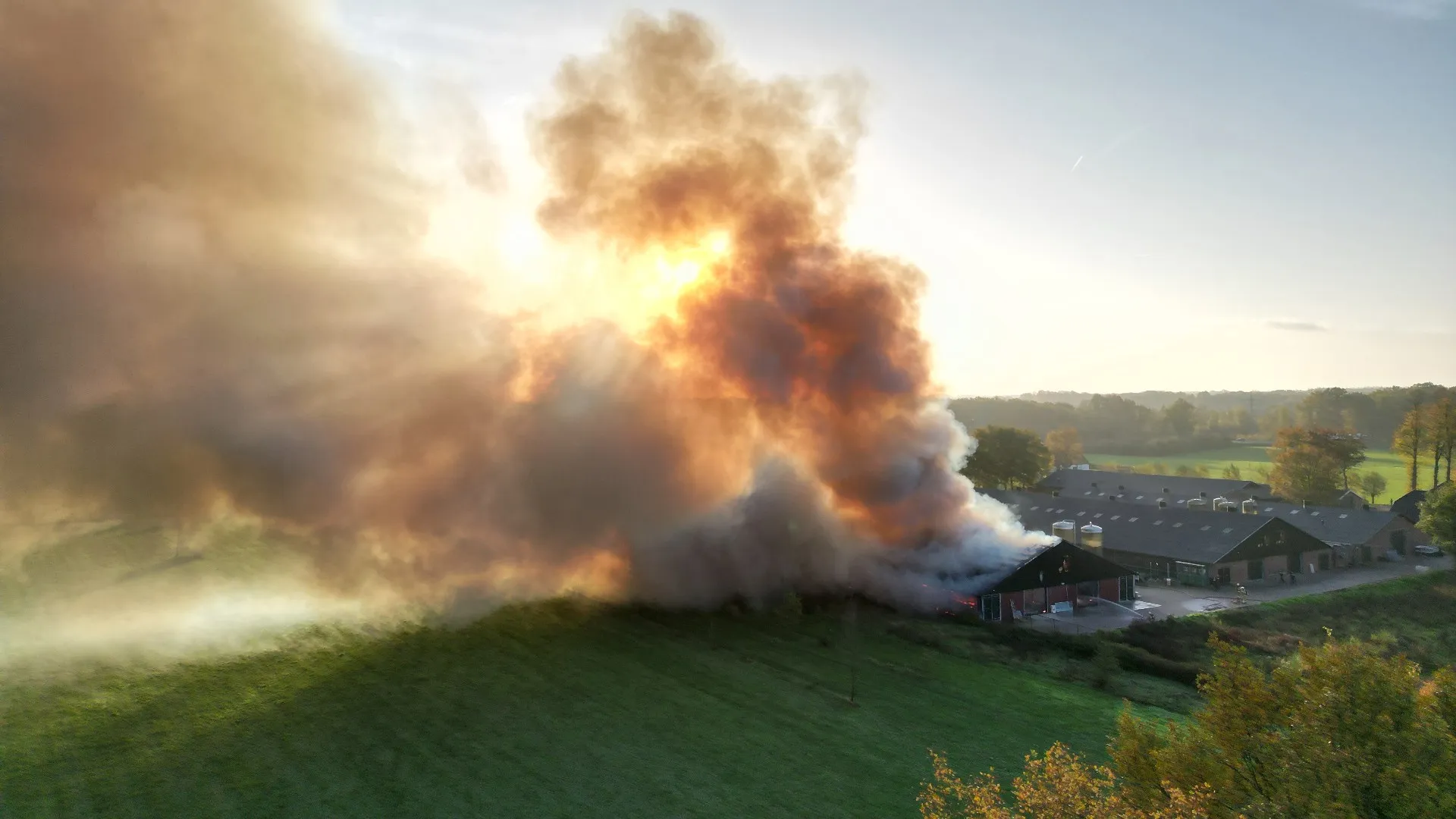 2022 11 10 kippenschuur brand