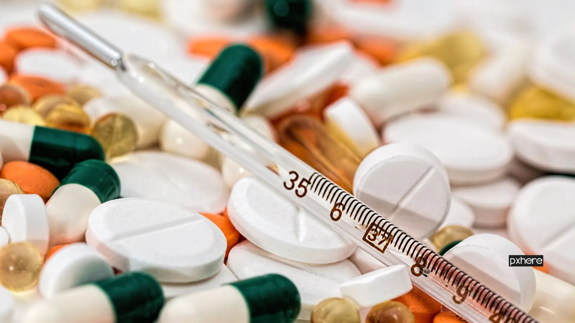 2022 11 18 apotheek medicijnen cold winter medicine health hot pharmacy 566564 pxhere 1