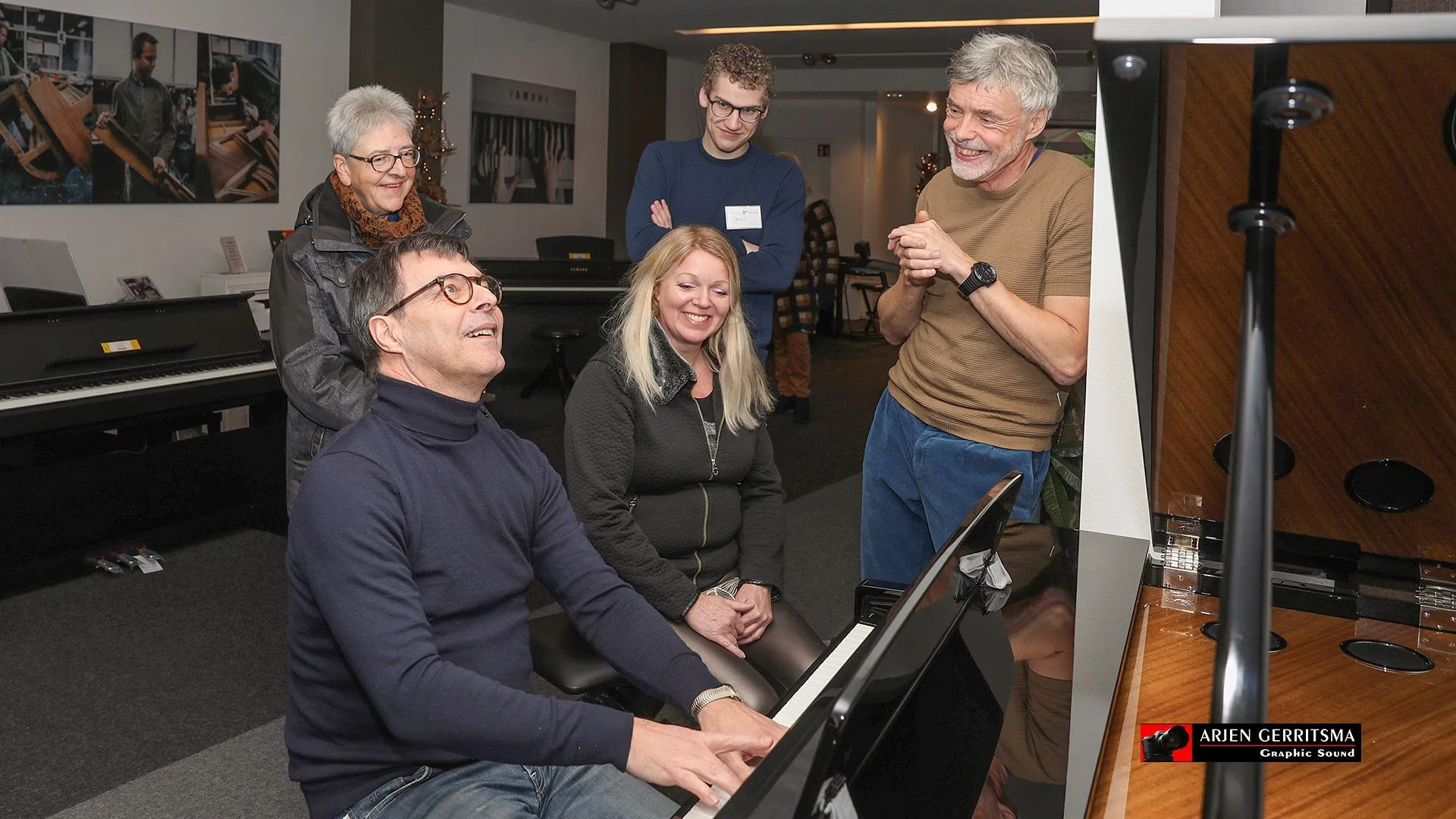 2022 12 10 verhoog pianofeest 002