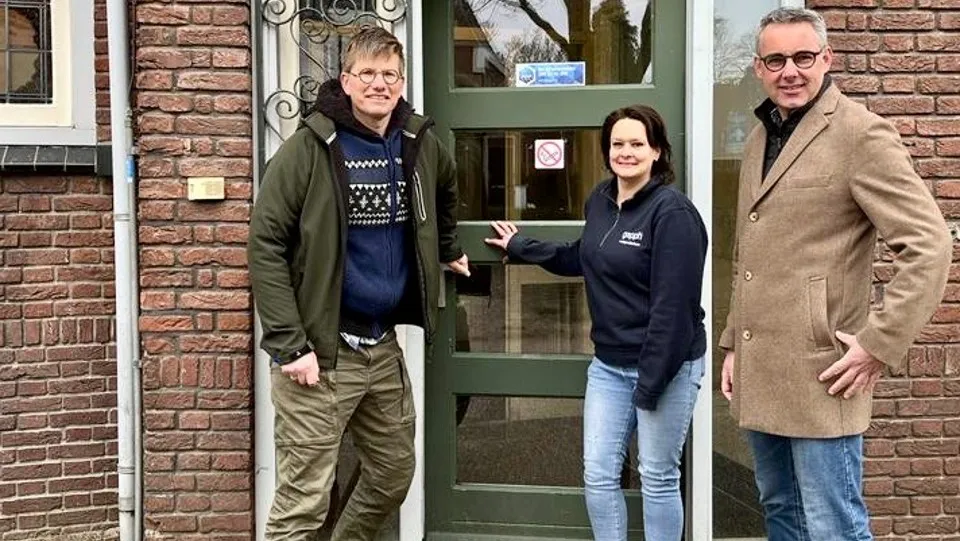 2023 03 21 buurthuis