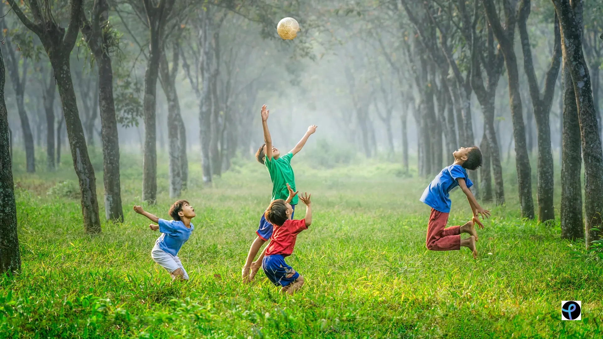 2023 03 29 kinderen bal tuin