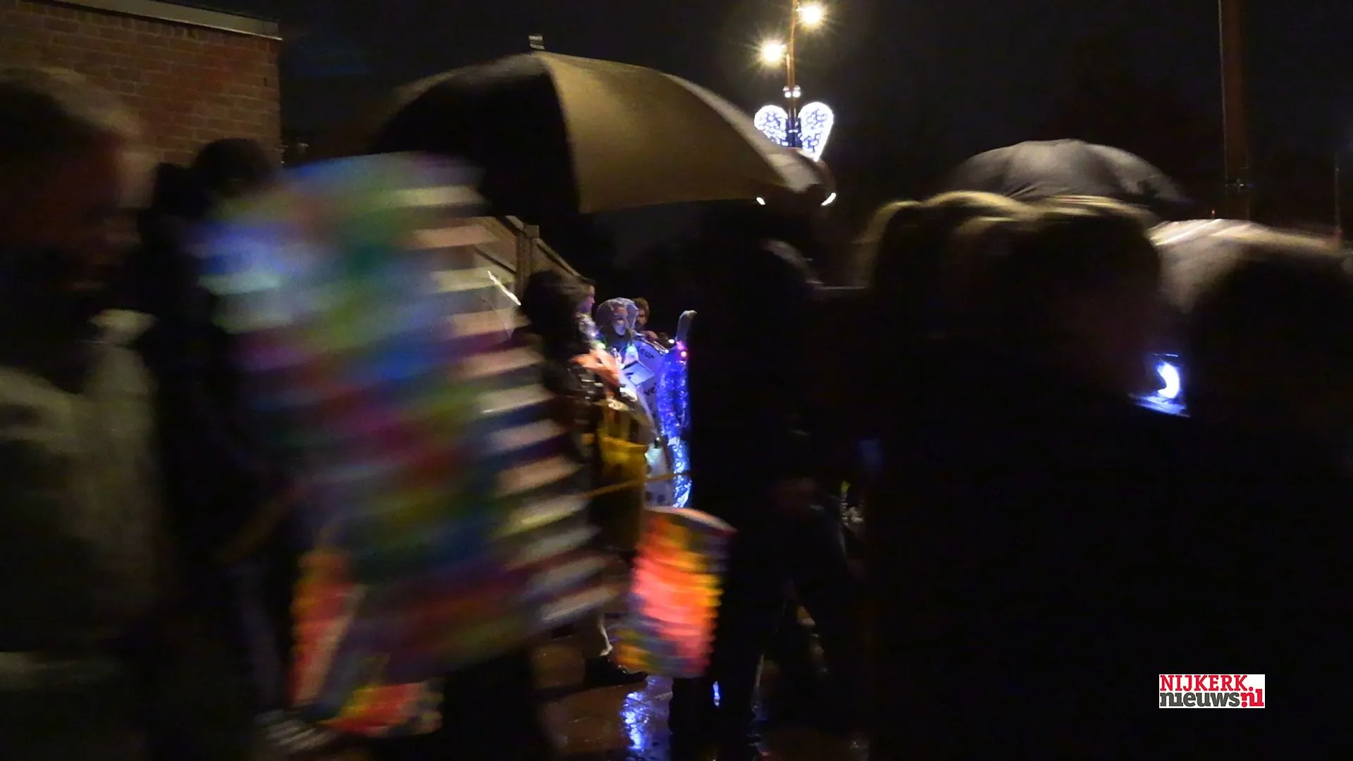 2023 11 04 lampionnenoptoch hoevelaken 01