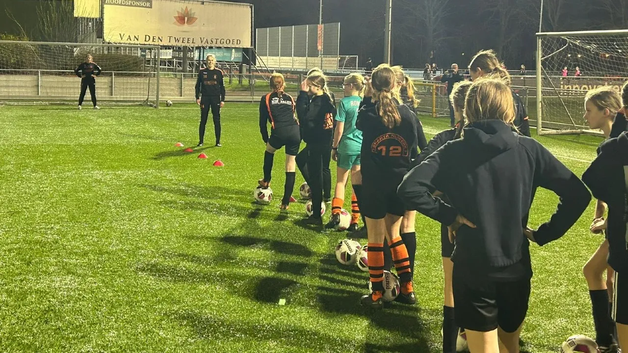 2033 04 30 sparta vrouwenvoetbal