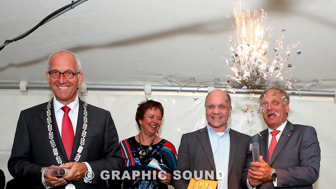 aie5dree7tpz4c16oybsfwmse 2013 05 27leesfeest01