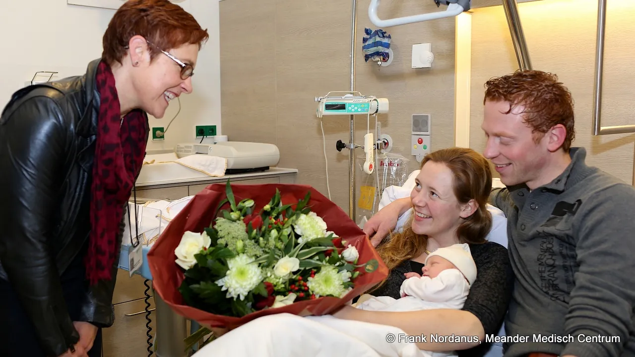 aupl2x26duqavjh4feen1blr3 eerste baby