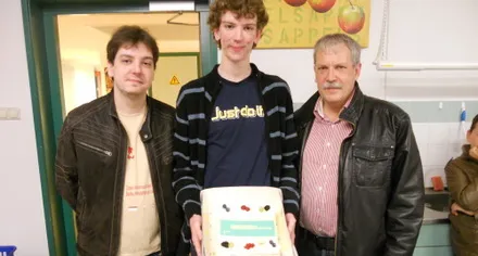 ayq9oe2efgg5ish50s8ig8zml 142060