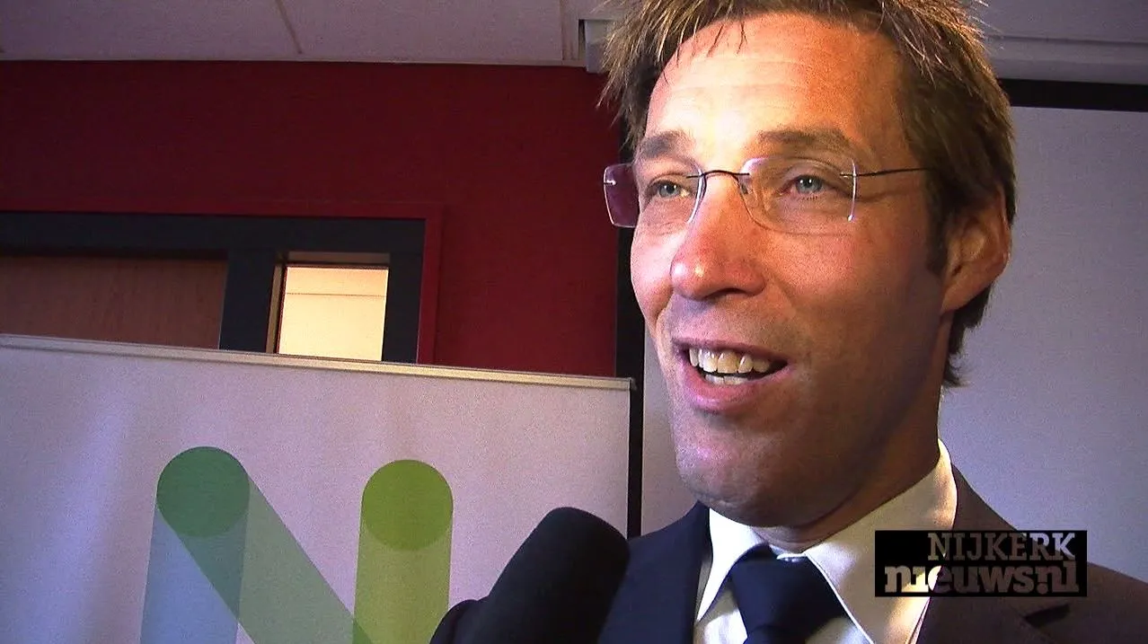 b13ah70ecn0yd40oq4vk3hbpf 2013 09 30 windhouwer