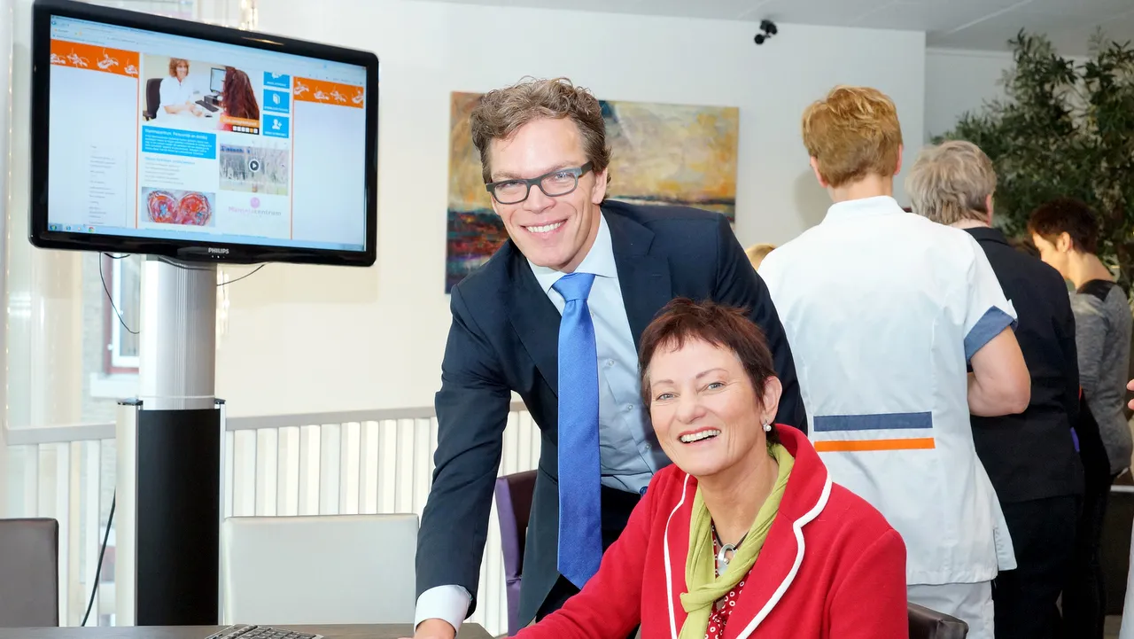 cguqi1duzftblqvkia5ru3i3s 2013 12 12 opening mammacentrum harderwijk