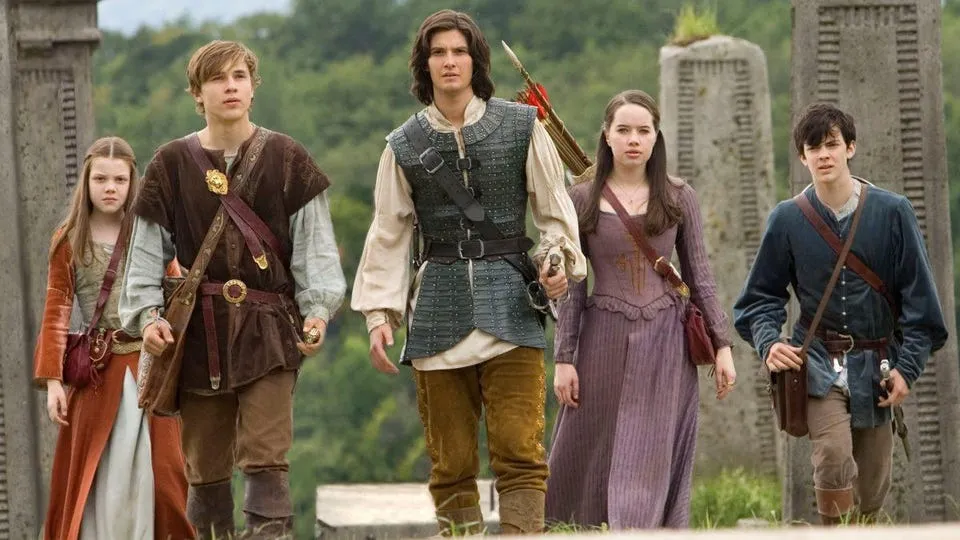 chronicles of narnia prince caspian movie image georgie henley skandar keynes william moseley anna popplewell ben barnes l 1200x675 1